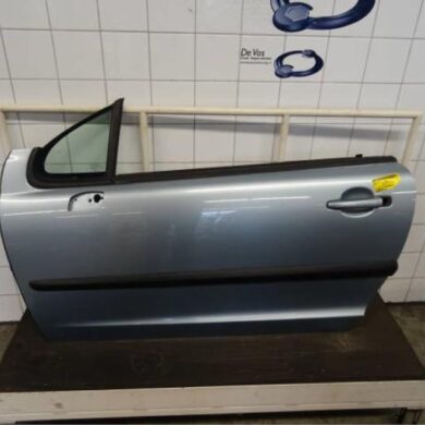 Peugeot 207  Door 2-door, left 2011 9002Y2