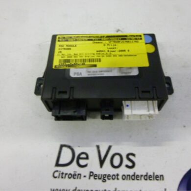 Citroen C5 2.0 16V PDC Module 2005 6590A3-6590A4