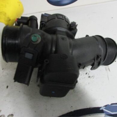 Peugeot 308  Throttle body 9HZ 2008 0345E4