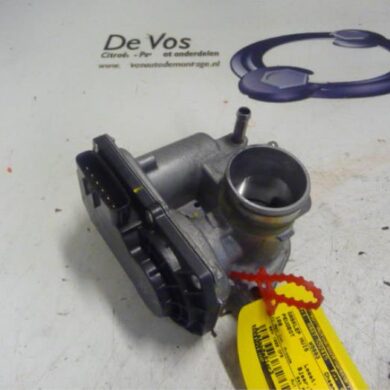 Peugeot 108  Gasklephuis CFB 2015 1611551380