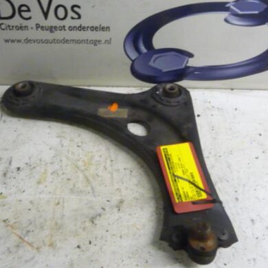 Citroen C2 1.1 Front wishbone, right 2004 3521J1