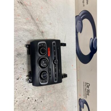 Citroen DS4  Heater control panel 2015 98100094ZF