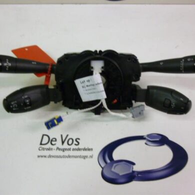 Peugeot 308  Steering column stalk 2008 6242QW