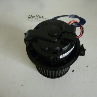 Peugeot 208 1.4 HDi Heizung Belüftungsmotor 2013 1608182080