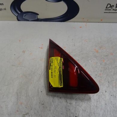 Peugeot 3008  Taillight, left 2016 9805511380