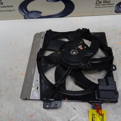 Citroen C3  Cooling fan housing 2017 9829774580