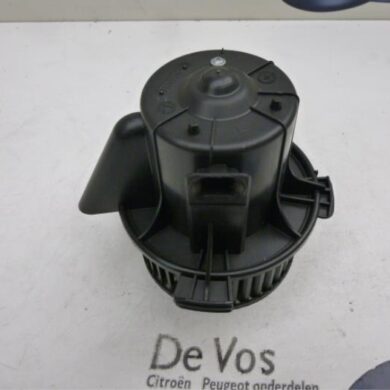 Peugeot 307 1.6 HDi 90 16V Kachel Ventilatiemotor 2006 6441S6