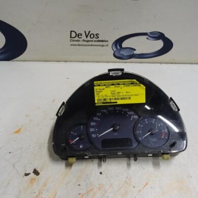 Peugeot 1007 1.4 Odometer KM 2007 610650-610651