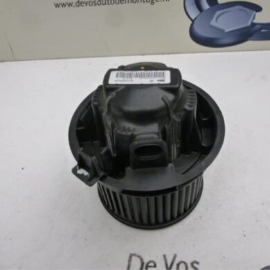 Peugeot 207 1.6 HDi 16V Heating and ventilation fan motor 2006 6441V5