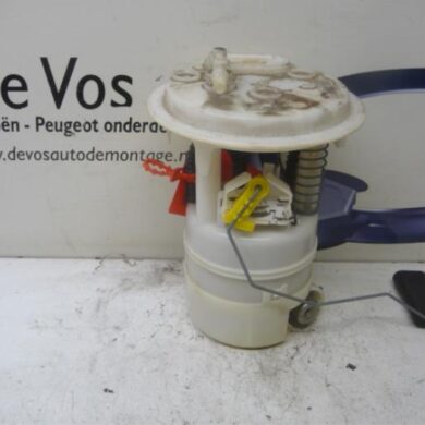 Peugeot 407 3.0 V6 24V VVT Electric fuel pump XFV 2004 1525CT