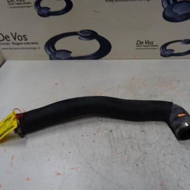 Peugeot 308  Turbo hose AHXAH01 2016 9673794980-9815433680