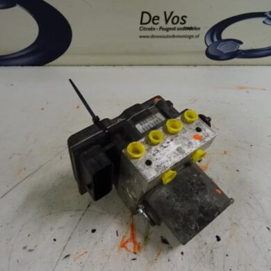 Peugeot 5008  ABS pump 9HR9H05 2010 1607510480-4541VX-4541VY