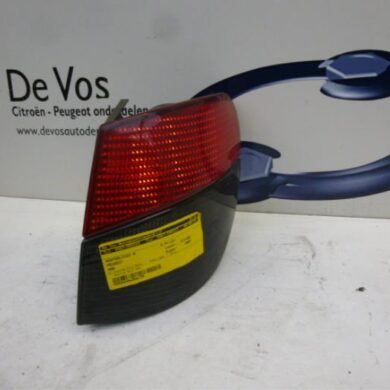 Peugeot 406  Achterlicht rechts 1997 6351H5