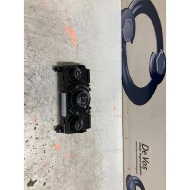 Peugeot 3008 1.6 BlueHDi 120 Heater control panel 2016 6452Y3-96738322XT