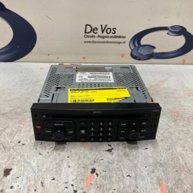 Peugeot 207 1.4 16V Radio CD player 2006 6560WW-657488-96632917XT
