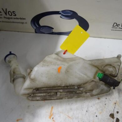 Peugeot 206 1.4 XR,XS,XT,Gentry Front windscreen washer reservoir 2003 643195