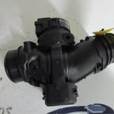 Peugeot 307 1.6 HDi 90 16V Throttle body 9X-9HX 2005 0345E4
