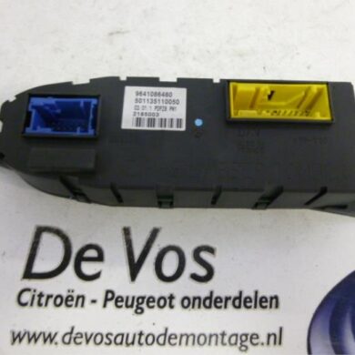 Peugeot 607  Module (miscellaneous) 2001 657038