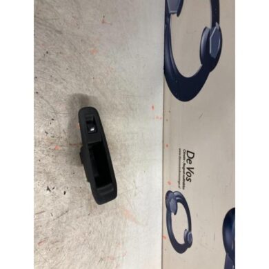 Peugeot 308 1.6 BlueHDi 120 Electric window switch 2014 96762292ZD