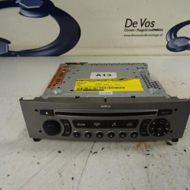 Peugeot 308 1.6 VTI 16V Radio CD player 2008 16077679XN-657959-16077681XH-96750284XN