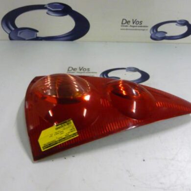 Peugeot 107 1.0 12V Achterlicht rechts 2010 6351X6