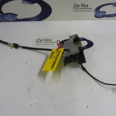 Peugeot 207 1.4 16V Vti Rear door mechanism 4-door, right 2009 9138H9