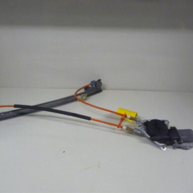 Peugeot 106 1.4 XN,XR,XS,XT Ruitmechaniek 2Deurs links-voor 2000 9221H2