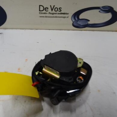 Peugeot 1007  Seatbelt tensioner, left 2006 8974V7