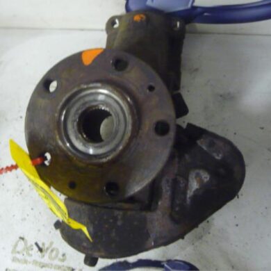 Peugeot Boxer 2.8 D Fusee links-voor 2001 364672