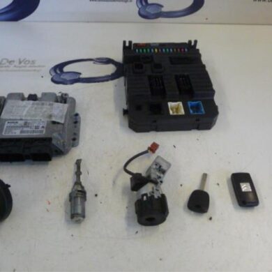 Citroen Pluriel  Engine management computer 8HZ 2007 1940VN-1940VP