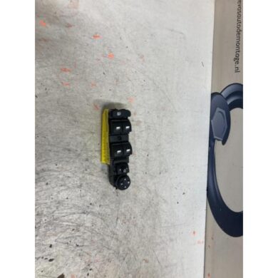 Peugeot 208 1.2 Vti 12V PureTech 100 Multi-functional window switch 2020 9678826480