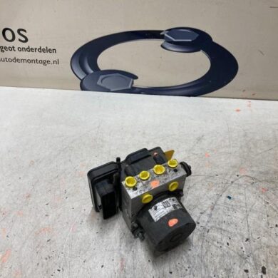 Citroen C3 1.2 12V e-THP PureTech 110 ABS Pomp HNZ 2017 1624376280-1649128180-1682601580