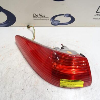 Peugeot 607 2.2 16V Achterlicht links 2004 6350N1