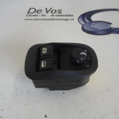 Peugeot 206 1.4 XR,XS,XT,Gentry Multi-functional window switch 2001 6554WA
