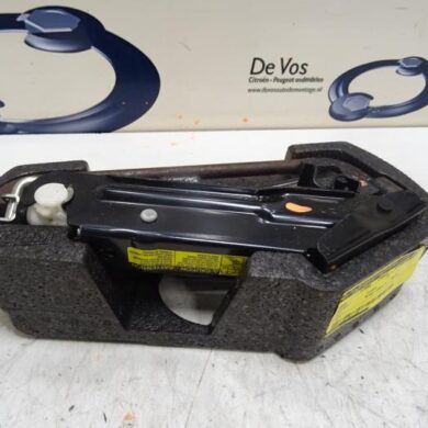 Peugeot 107 1.0 12V Krik 2010 672595