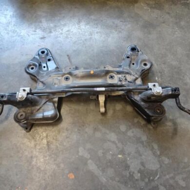 Peugeot 2008  Subframe HMZHM01 2016 9804208180