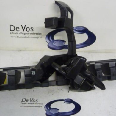 Peugeot 308  Bumperframe achter 2010 7416H6