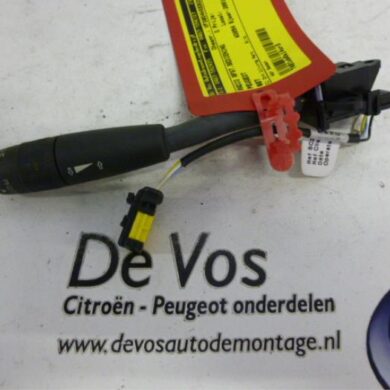 Peugeot 607 2.2 HDi 16V FAP Radio Afstandbediening 2001