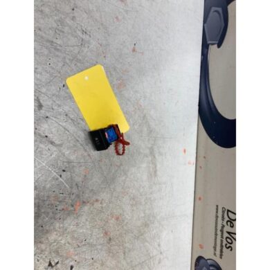 Peugeot 108 1.0 12V ESP Schakelaar 2017 B000966680