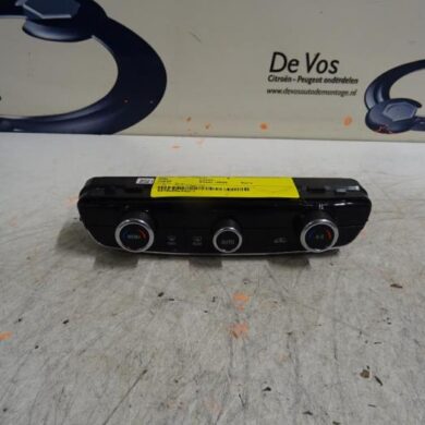 Opel Corsa  Heater control panel 2020 9831889280
