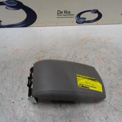 Peugeot 308  Armrest 2009 7589SR