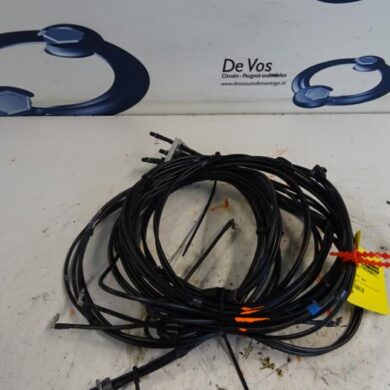 Peugeot 308  Convertible roof hydraulic line 2010 8446V3-8446V4-8446V5-8446V6-8446V7