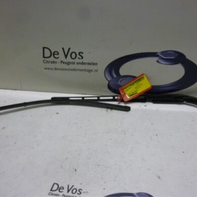 Citroen C5  Front wiper arm 2009 6429EY