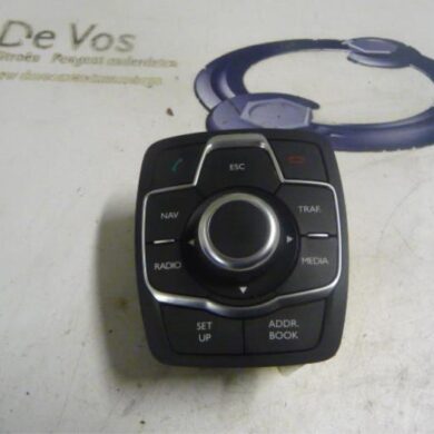 Peugeot 508  Navigation control panel 2012 98023785ZD-6593U1