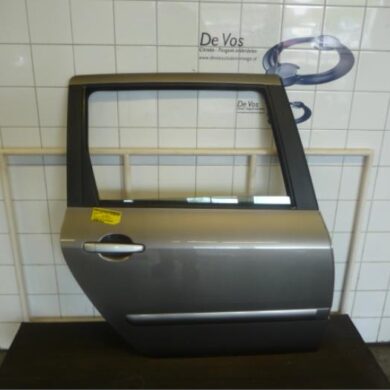 Peugeot 307 2.0 HDi 110 FAP Tür 4-türig rechts hinten 2002 9008H7