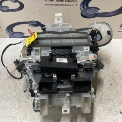 Citroen DS4  Heater housing 2015 6480H9