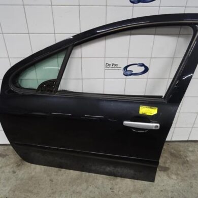 Peugeot 307 1.6 16V Portier 4Deurs links-voor 2007 9002S8