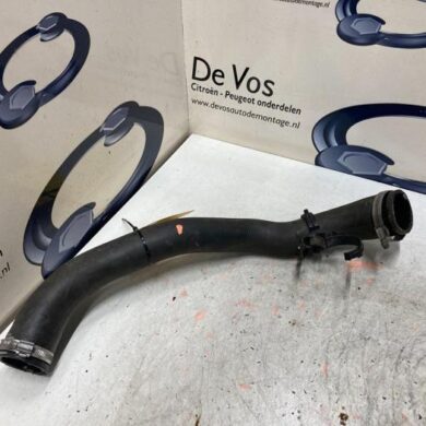 Opel Grandland X  Intercooler Slang HNS 2019 9820100680