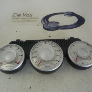 Citroen C8  Kilometerteller KM 2007 6106WX-6106WY