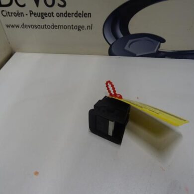 Citroen Berlingo  Handrem schakelaar BHY-BHYBH02 2019 98131463ZD